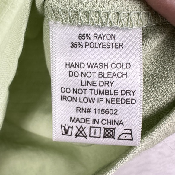 Victoria & Sophia Medium Collared Top Button Up Short Sleeve Blouse Light Green - Picture 8 of 13